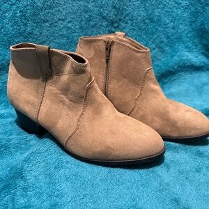 Old Navy Women's Ankle Booties